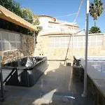 Nyaraló Sunshine, Second *
